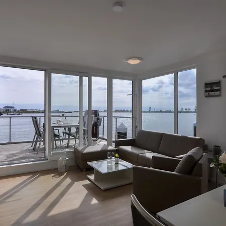 Schwimmendes Haus Hausboot Holiday home
