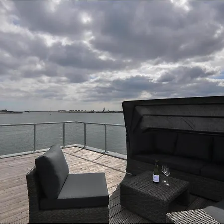 Schwimmendes Haus Hausboot Holiday home
